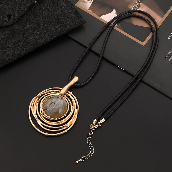 Artistic Round Metal Wrap Necklace